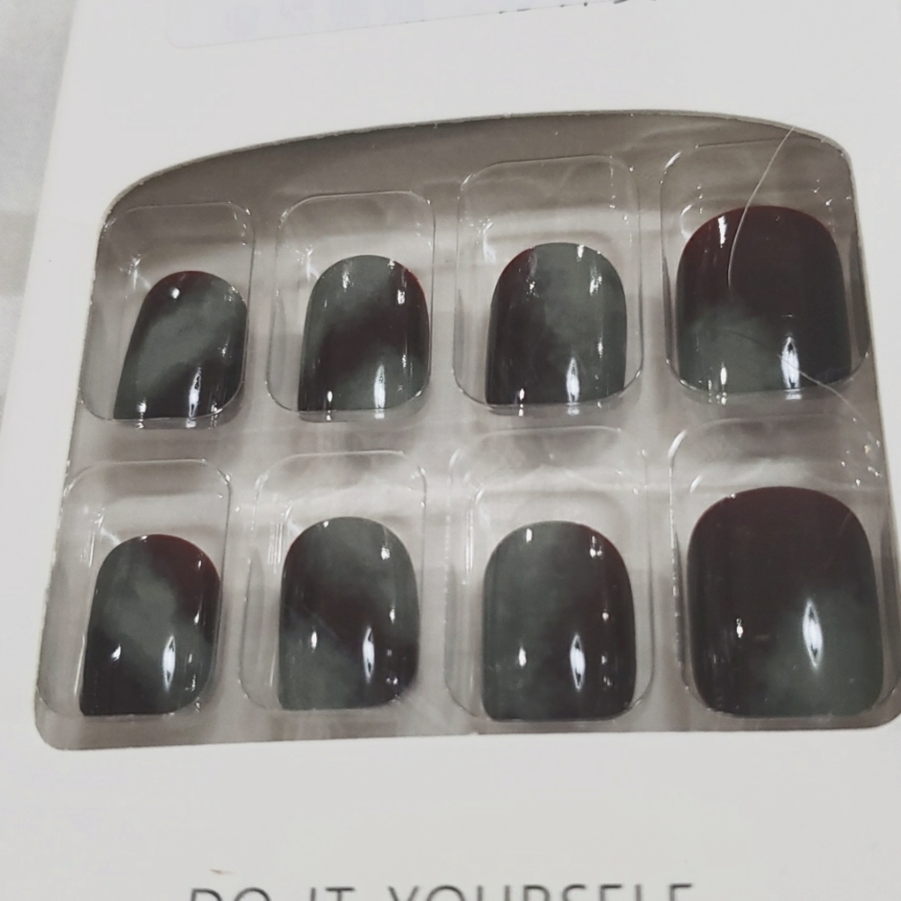 Any 3 Pk of 24pcs Nails